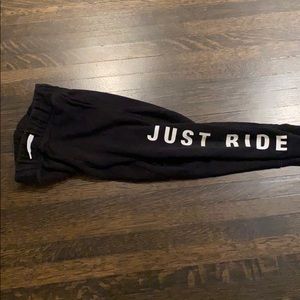 Boys sweatpants size 6-7